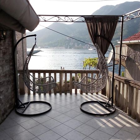 Apartment Aleksandar Tivat Exterior foto