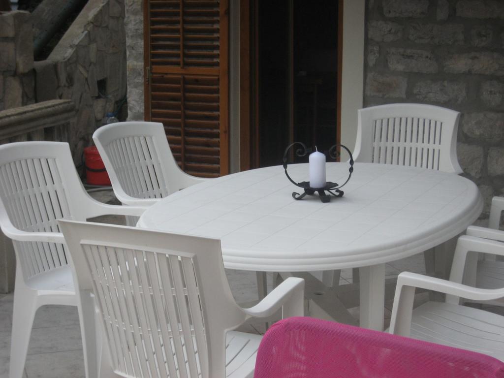 Apartment Aleksandar Tivat Exterior foto