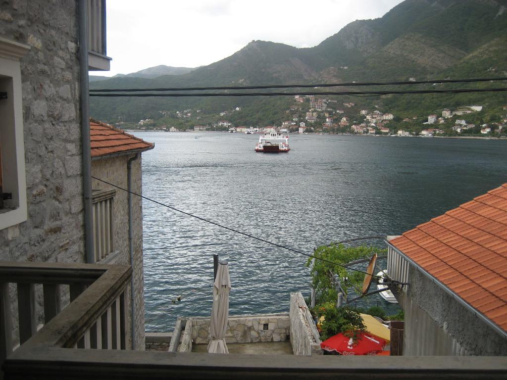 Apartment Aleksandar Tivat Exterior foto