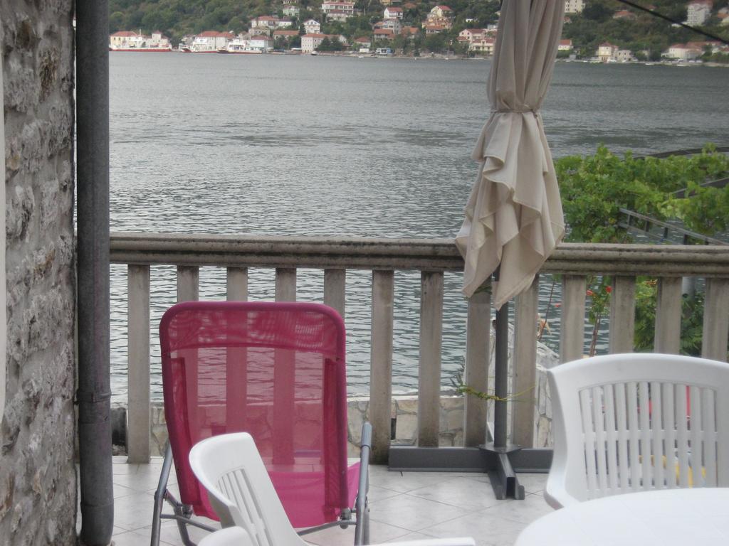 Apartment Aleksandar Tivat Exterior foto