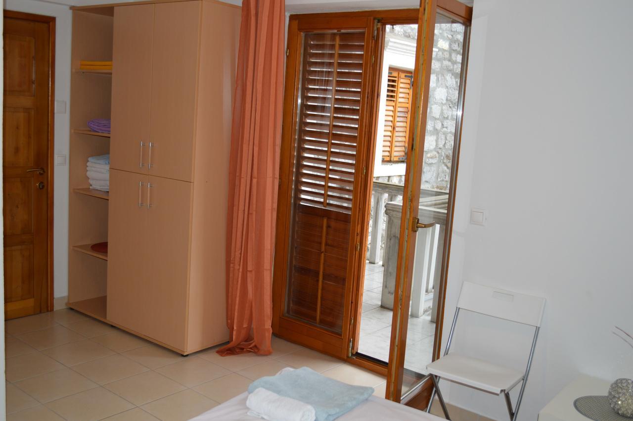 Apartment Aleksandar Tivat Exterior foto