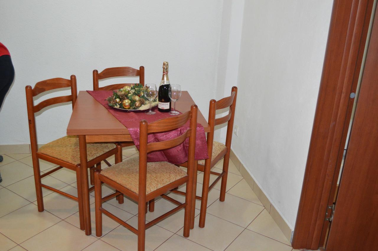 Apartment Aleksandar Tivat Exterior foto