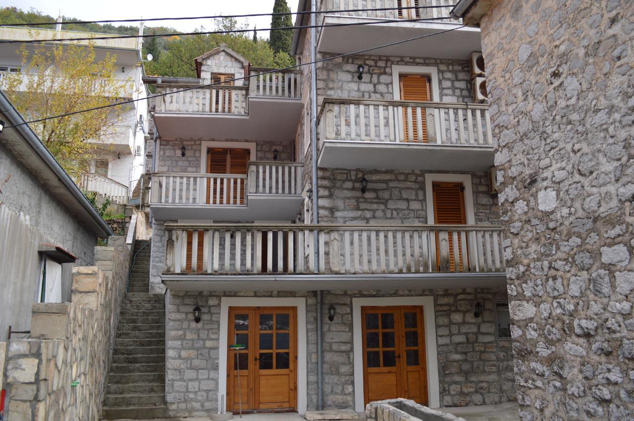 Apartment Aleksandar Tivat Exterior foto